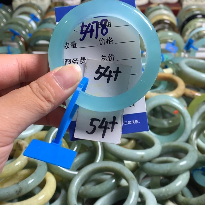 蛇纹石玉未镶嵌手镯K**K5478