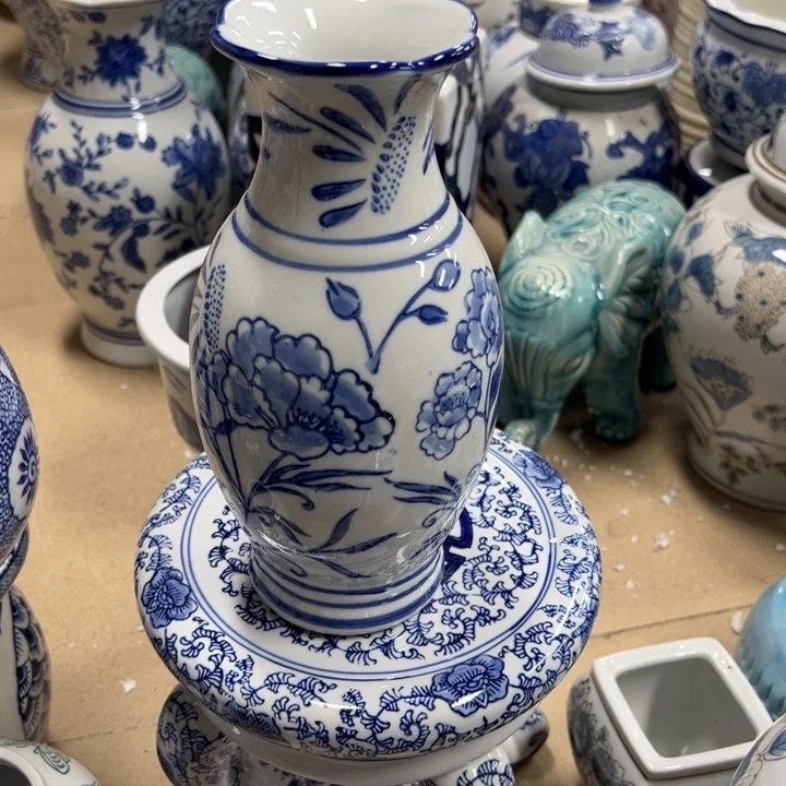 微瑕陶瓶。。。。。。。。。