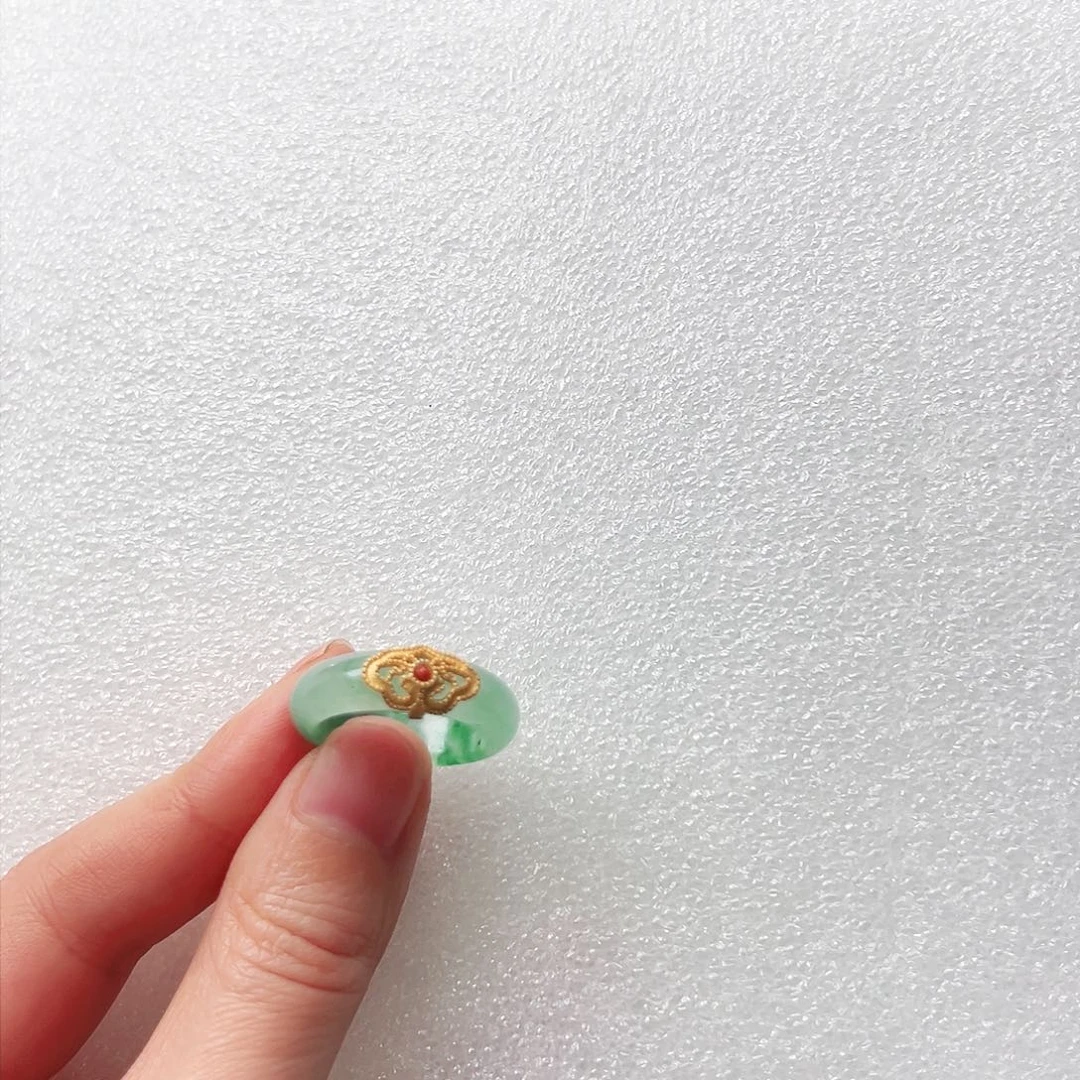 石英质玉戒指未镶嵌微*