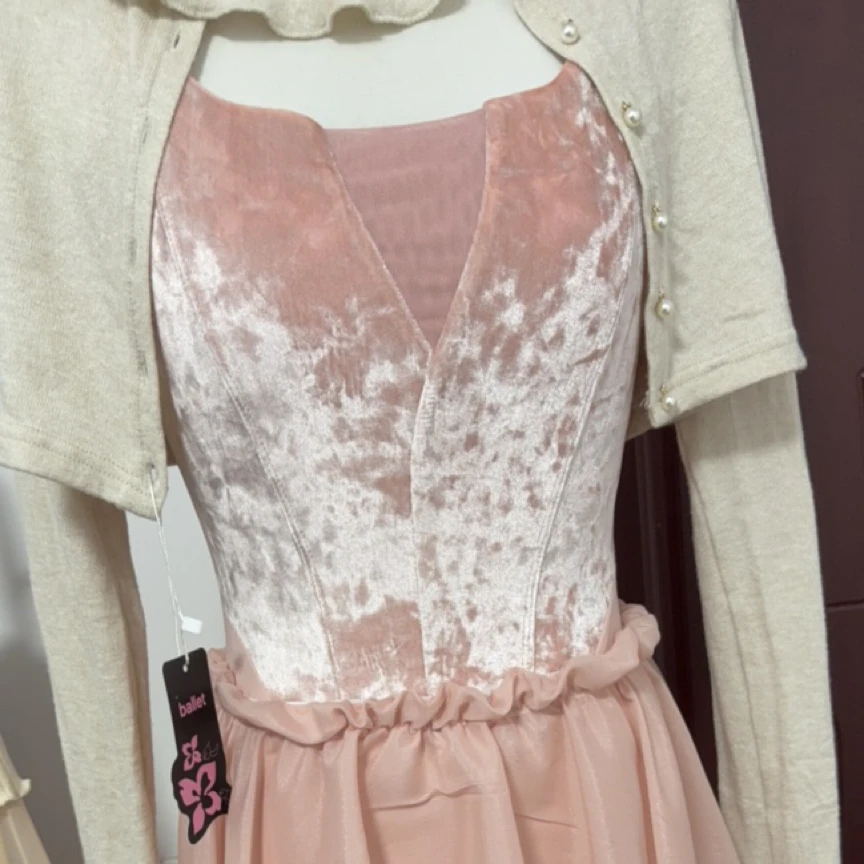 体服高级感撞色拼接V领收腰粉色吊带法式温柔风甜美芭蕾舞体服