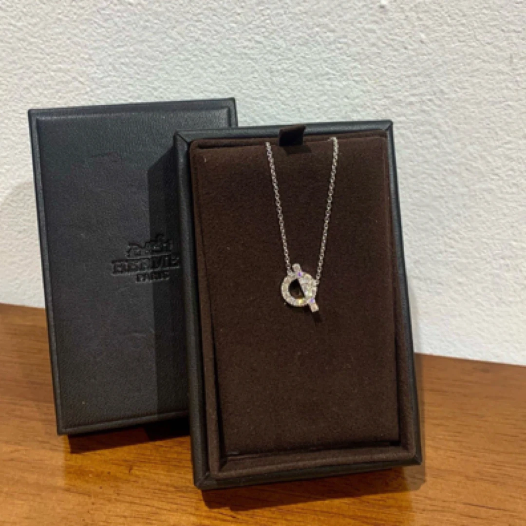 99新 Hermes/爱马仕 白金满钻小Q项链