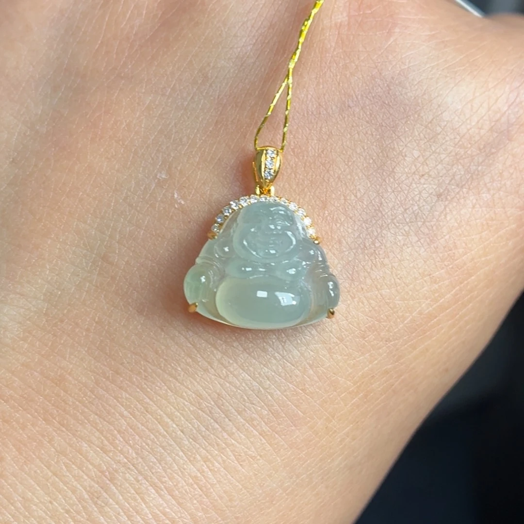 翡翠18K金镶嵌颈饰