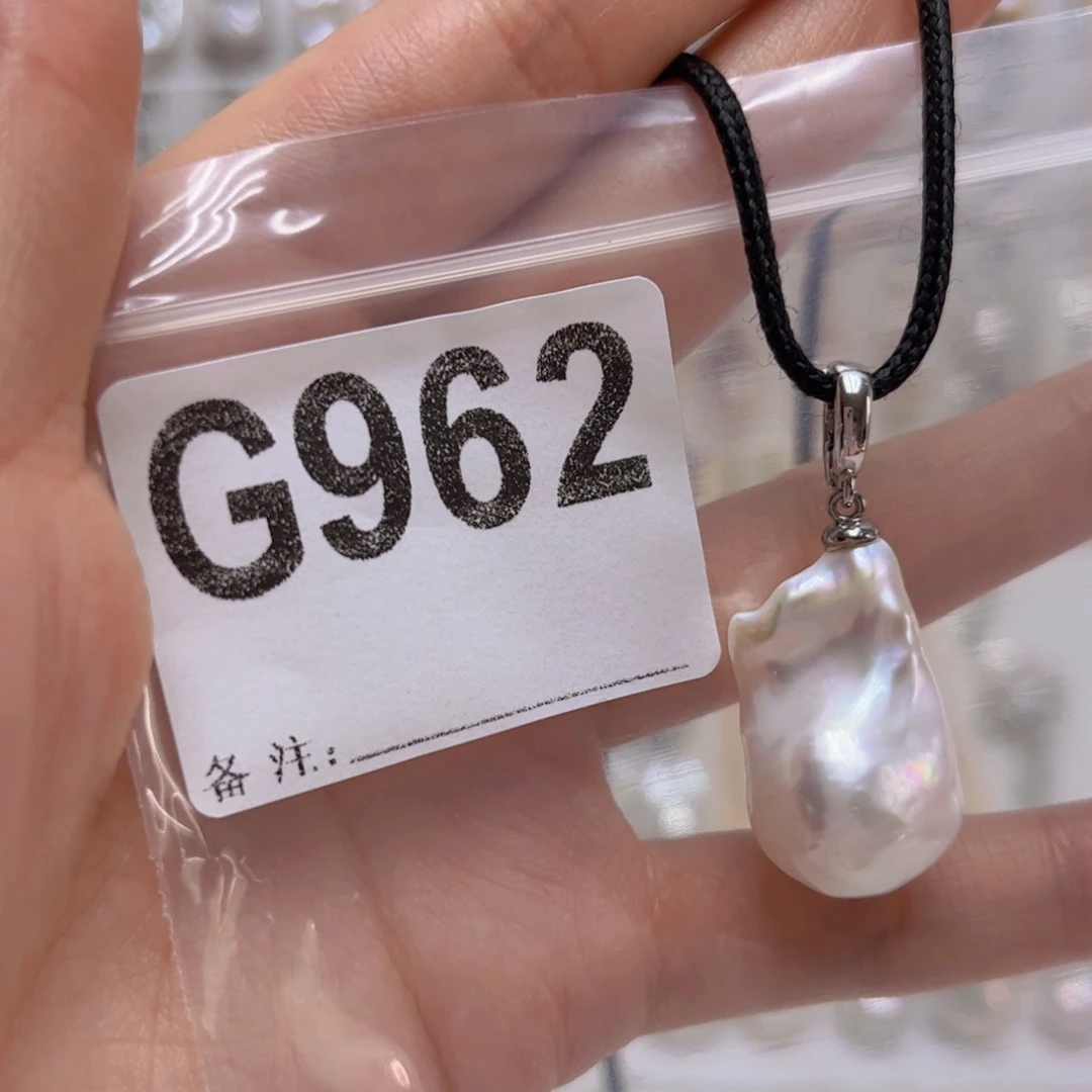 未镶嵌颈饰淡水珍珠