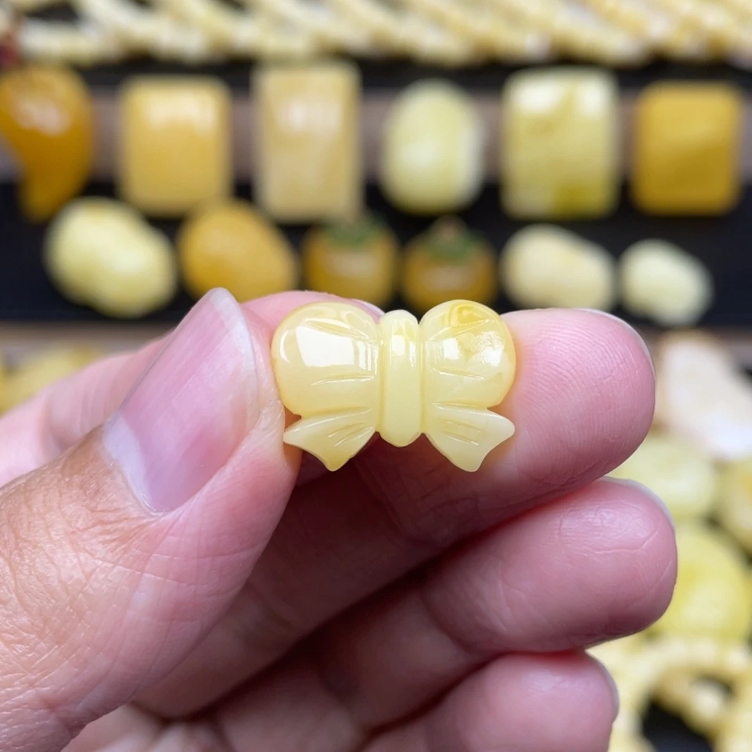 琥珀未镶嵌裸石琥珀蜜蜡