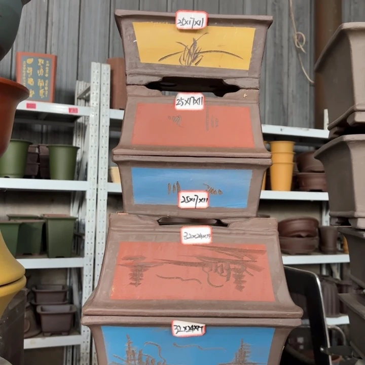 紫砂花盆100-4。       32的4个