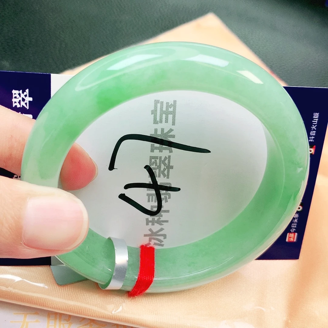 翡翠未镶嵌手镯缅甸天然a货翡翠手镯
