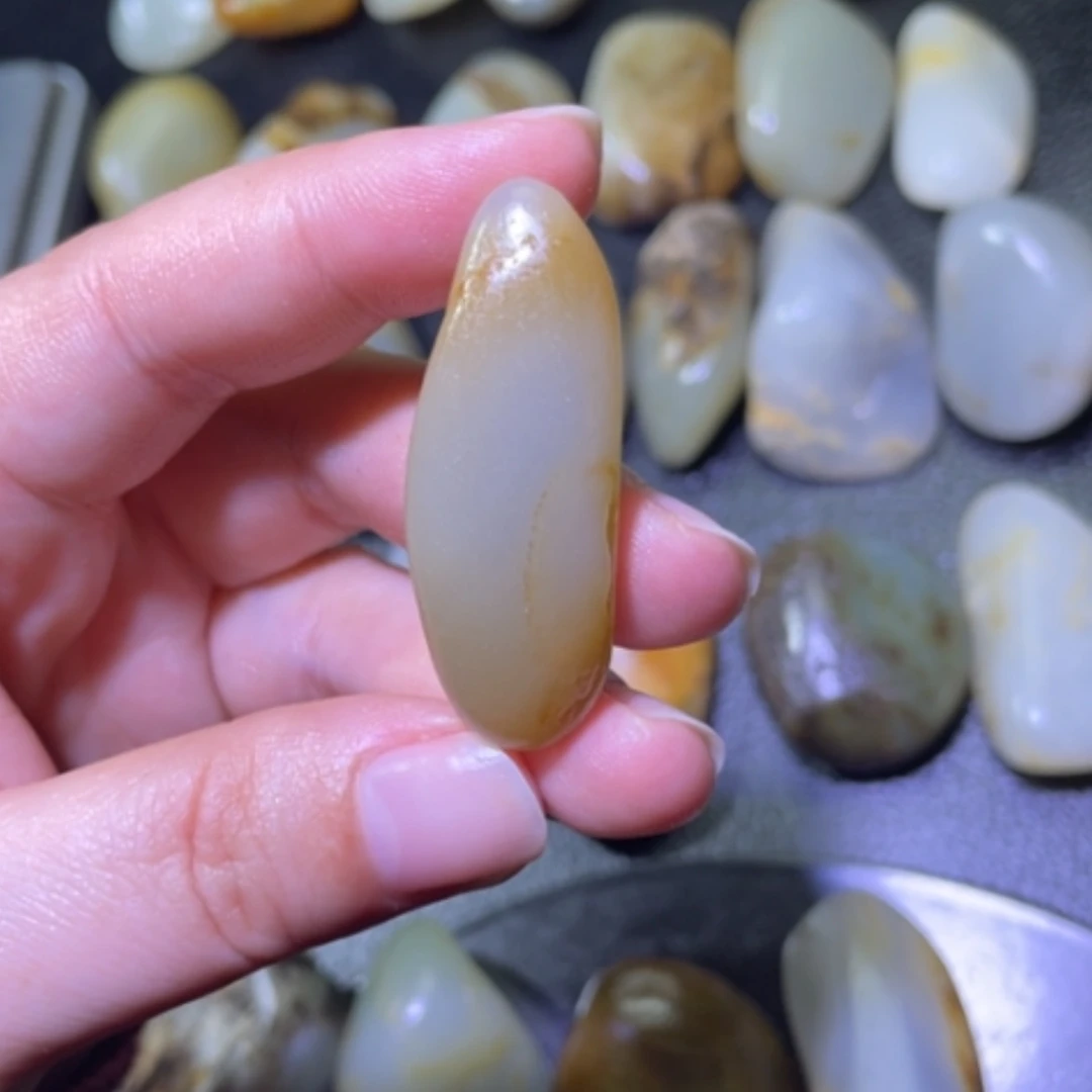 【闪购商品】颈饰未镶嵌和田玉