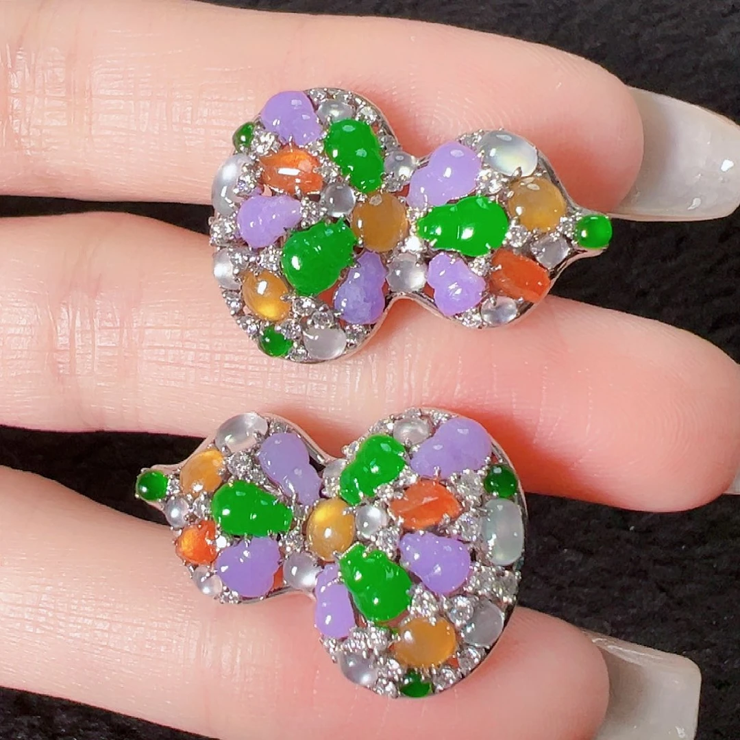 翡翠18K金镶嵌耳饰签收后24小时鉴赏期，过时不退