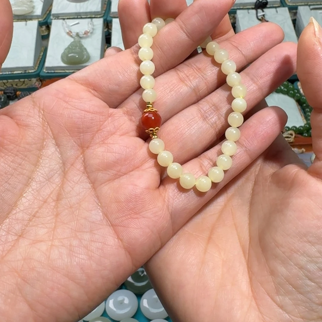 和田玉手链未镶嵌蜂蜜水