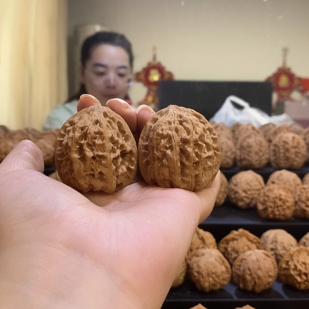 把件文玩核桃D****雾39野牛