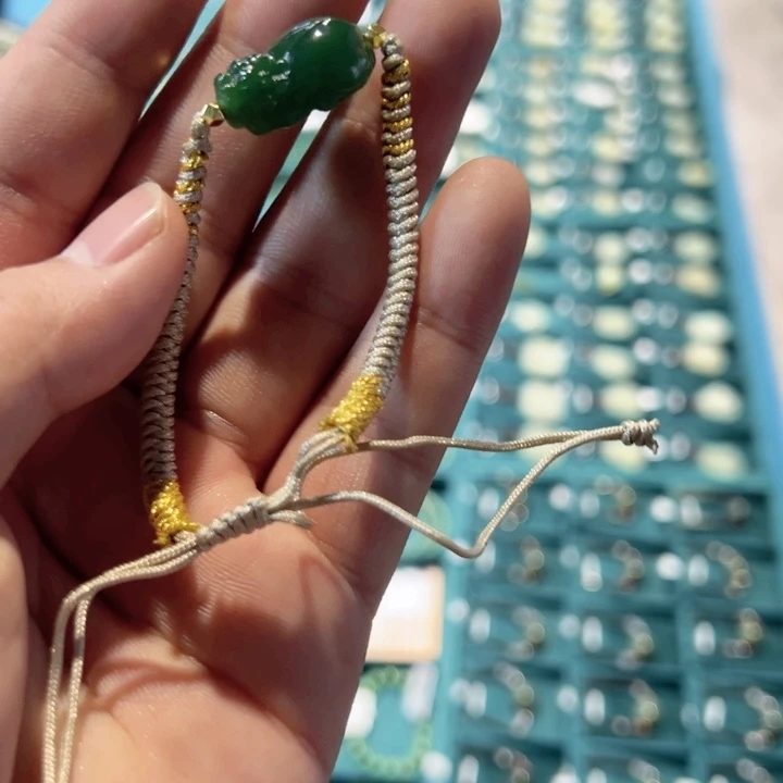 未镶嵌手链和田玉（糖玉）