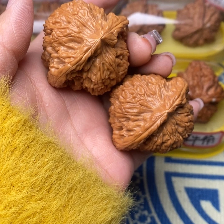 吊坠桃核南疆石47全品