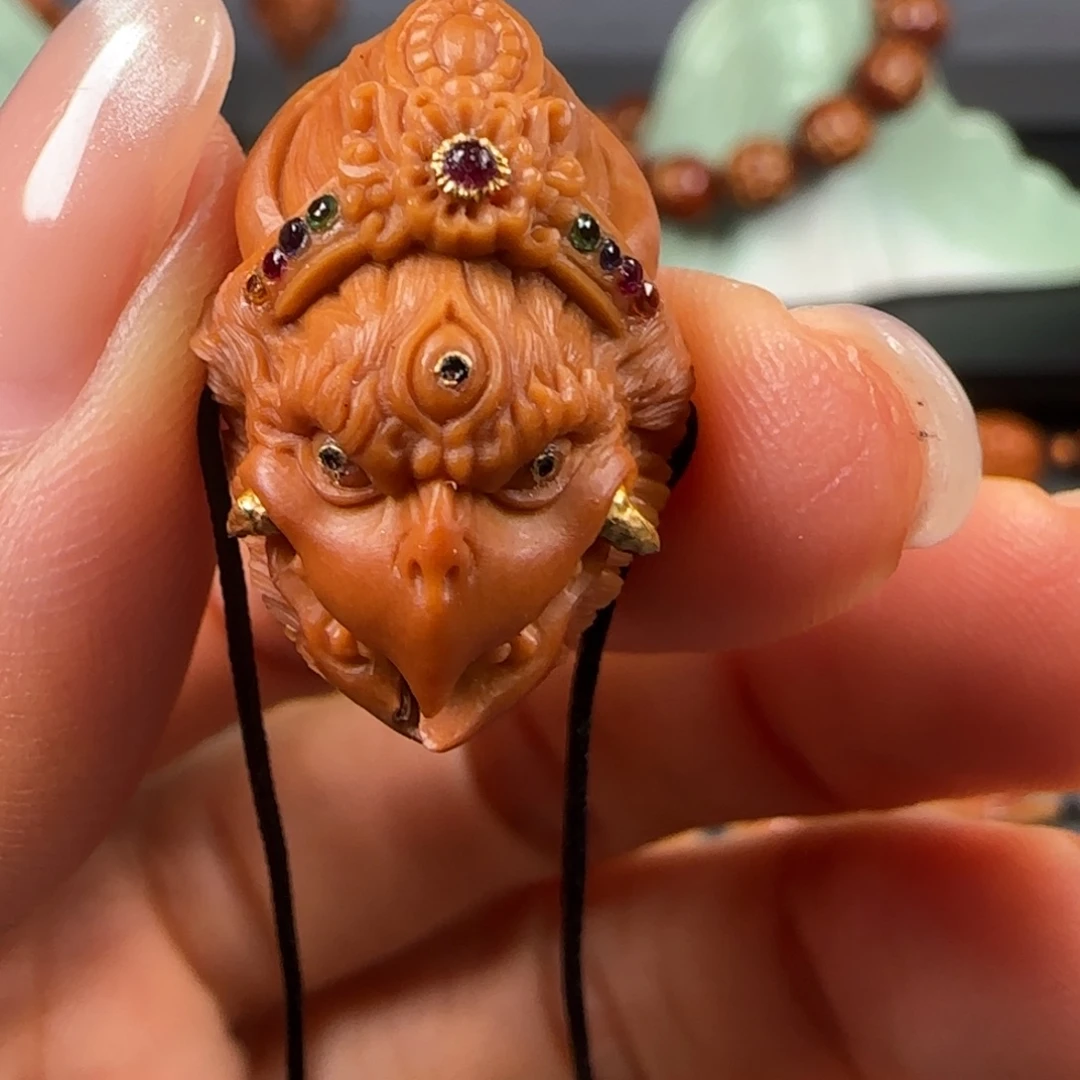 吊坠橄榄核二花大鹏鸟