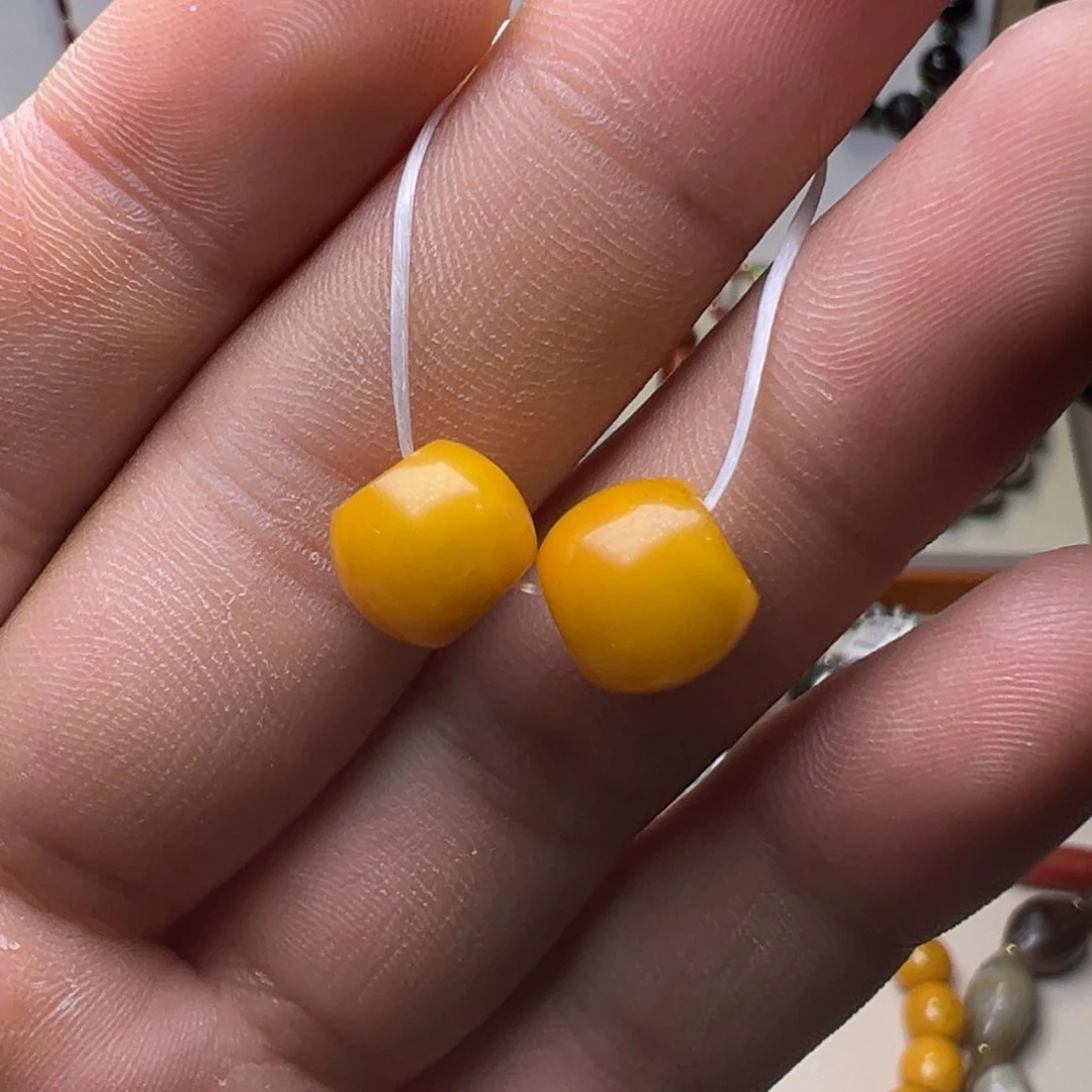 琥珀颈饰未镶嵌蜜蜡