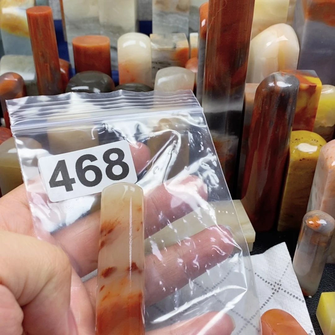 老挝石长****樉老挝