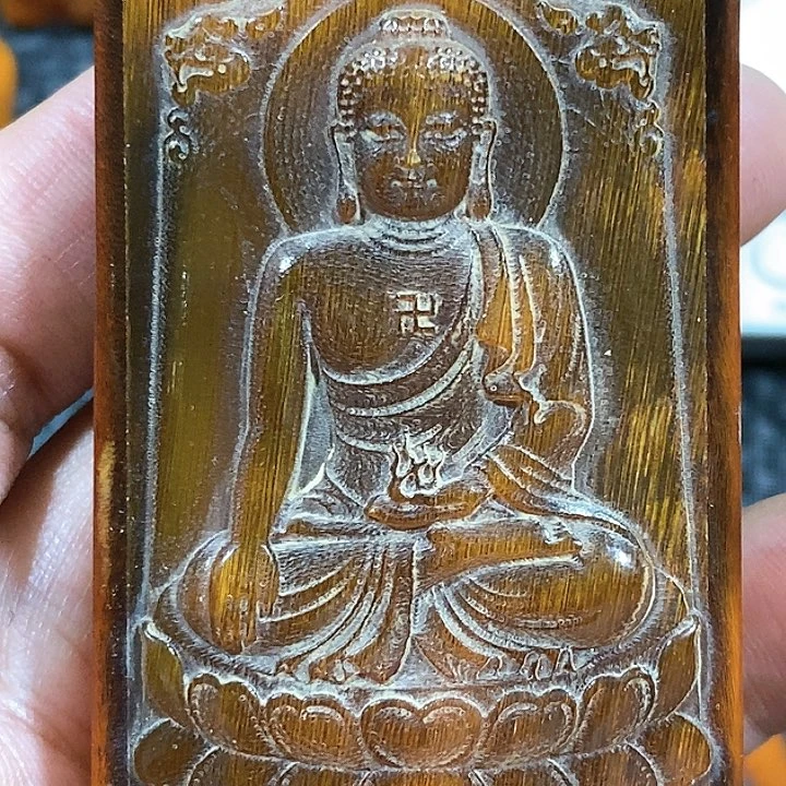 滴血莲花菩提吊坠
