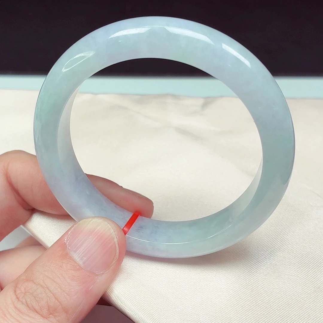 翡翠未镶嵌手镯56.8圈