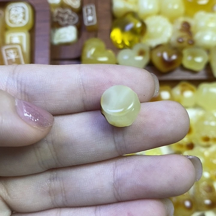 橄榄核吊坠小蜜罐