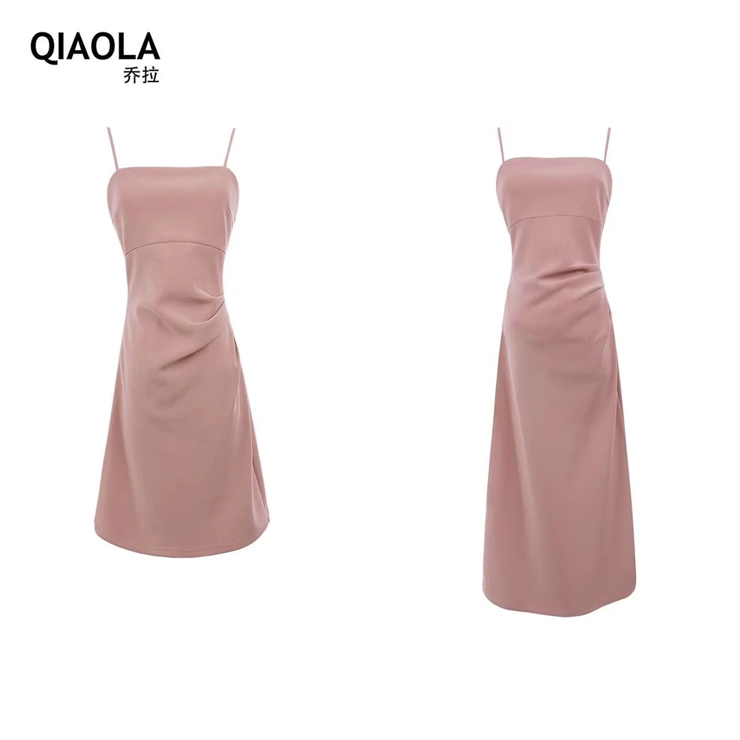 QIAOLA/乔拉【蜜桃甜梦】秋款立体拼接压褶遮肉显瘦吊带连衣裙预售