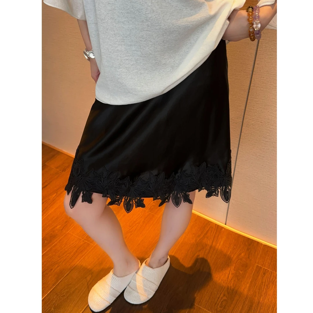 紫紫  烧花刺绣裙    松紧腰百搭三季醋酸半身裙ZD06BZYL475