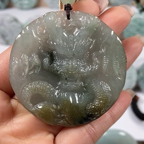 翡翠颈饰未镶嵌龙行天下福利