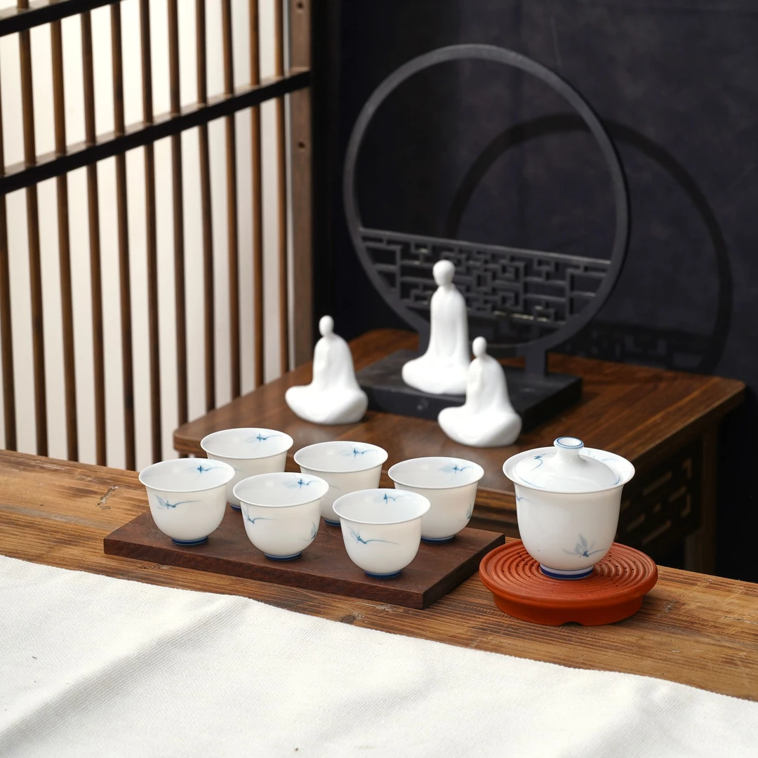 潮汕羊脂玉高温青花釉下手绘兰花功夫茶具精致典雅防烫盖碗品茗杯