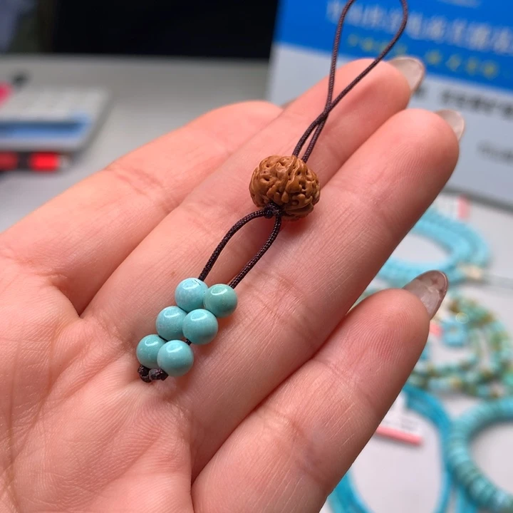 绿松石配饰未镶嵌