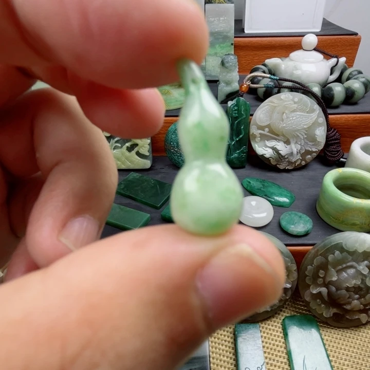 未镶嵌独山玉珠宝半成品