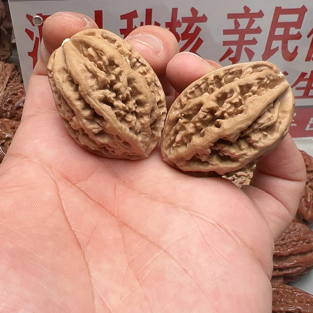 S***e吊坠文玩核桃硬硬