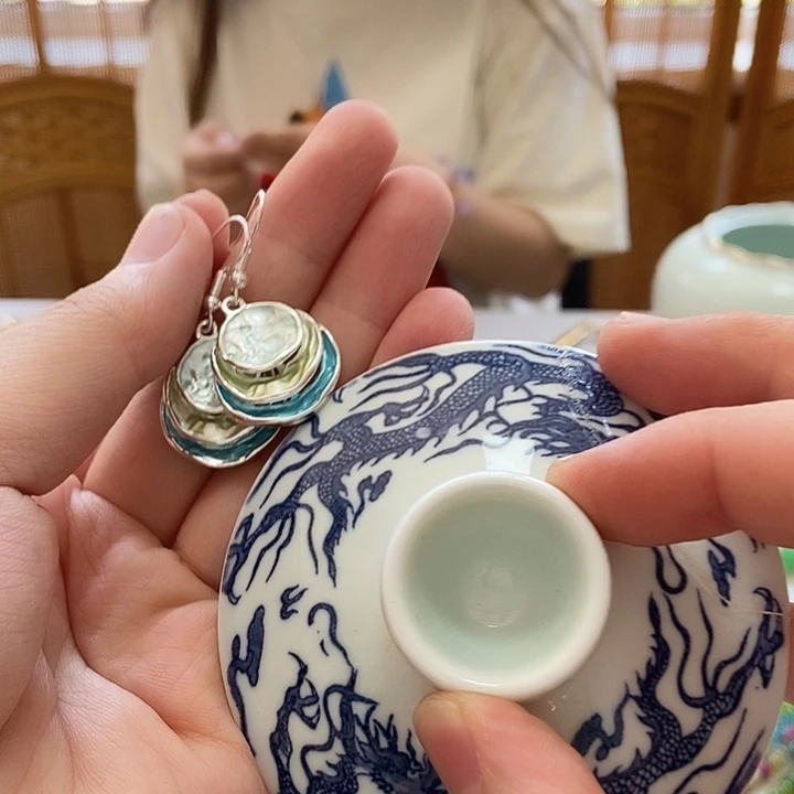 瓷片不会哈哈哈哈哈哈哈哈哈哈