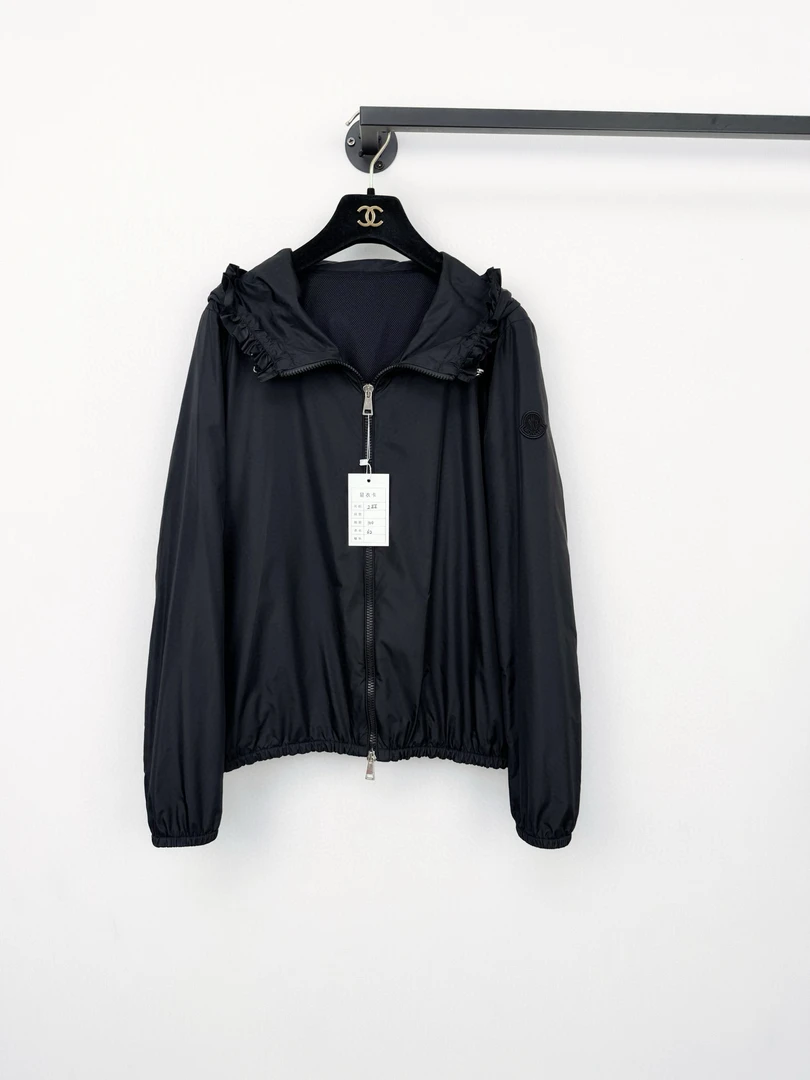 99新 MONCLER Moncler蒙口风衣外套/2码/99新