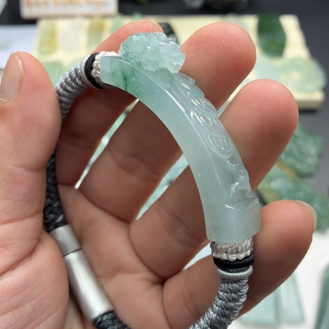 颈饰未镶嵌翡翠天然翡翠A货