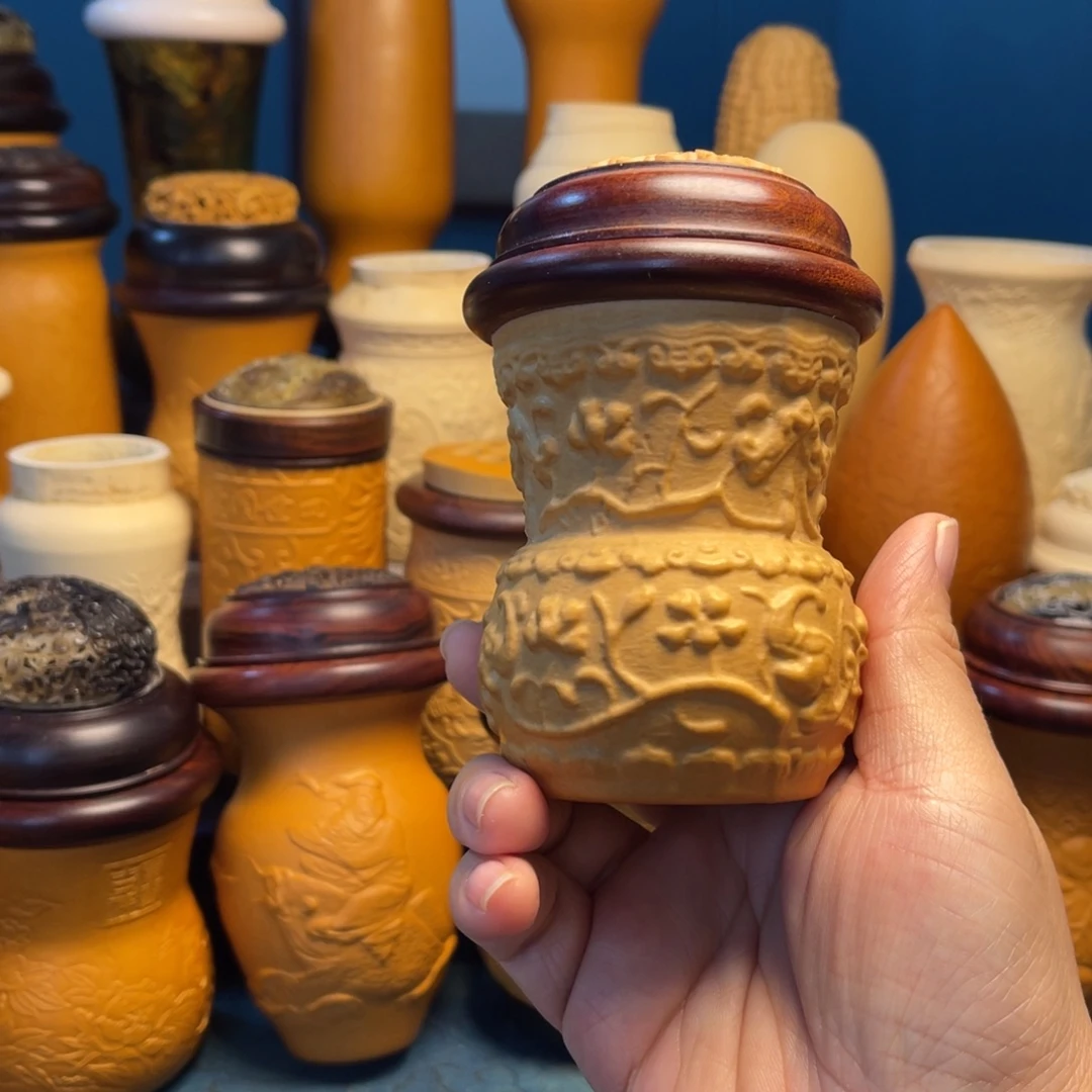 张庆来黑白虫器形