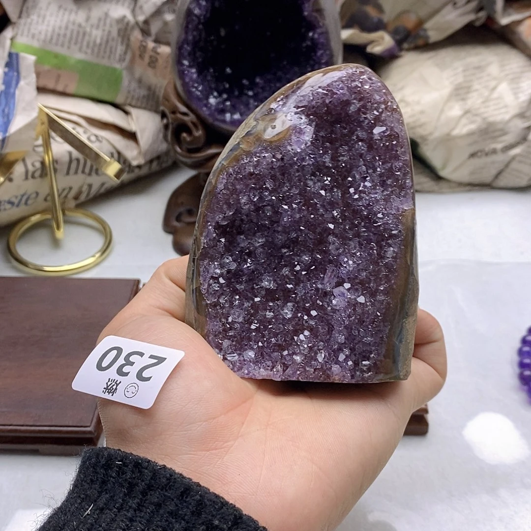 紫晶大型摆件（非配饰）未镶嵌
