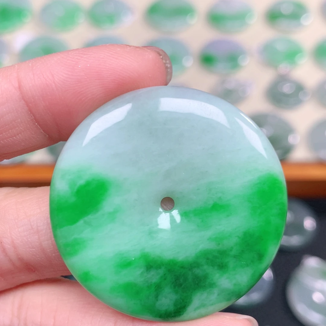 翡翠未镶嵌颈饰38.8-5.5