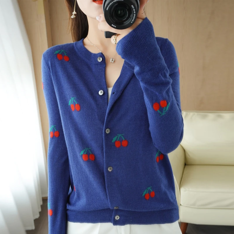 刺绣樱桃羊毛针织开衫春季新款时尚减龄百搭时尚款毛衣外套女A302