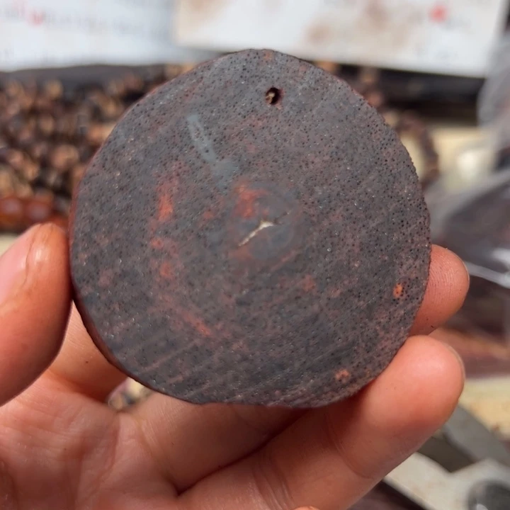 藤类降真香东芝红油牌子5.0-10大小不一结晶