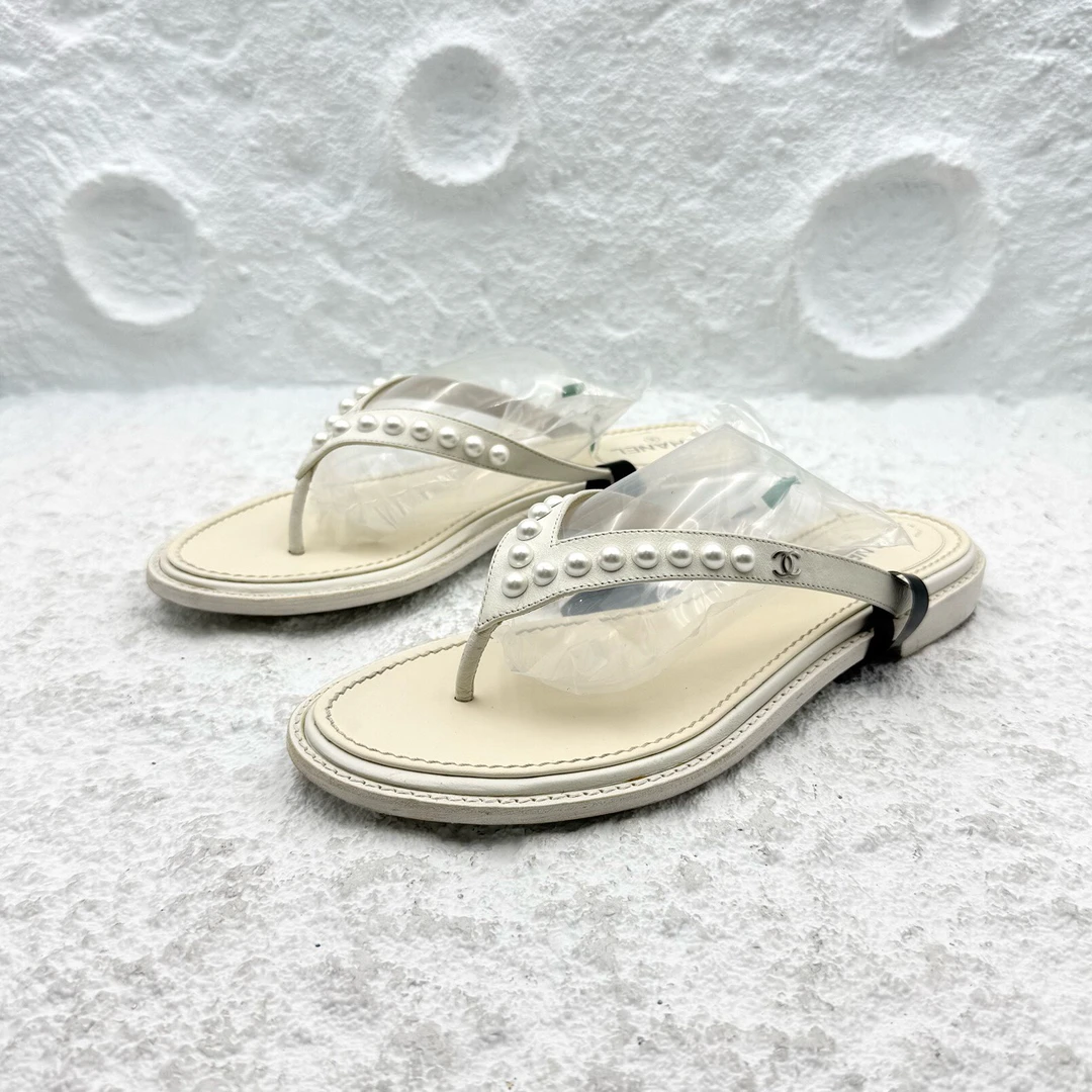 99新 Chanel/香奈儿 Chanel/香奈儿/38码/白色珍珠夹拖/D7605