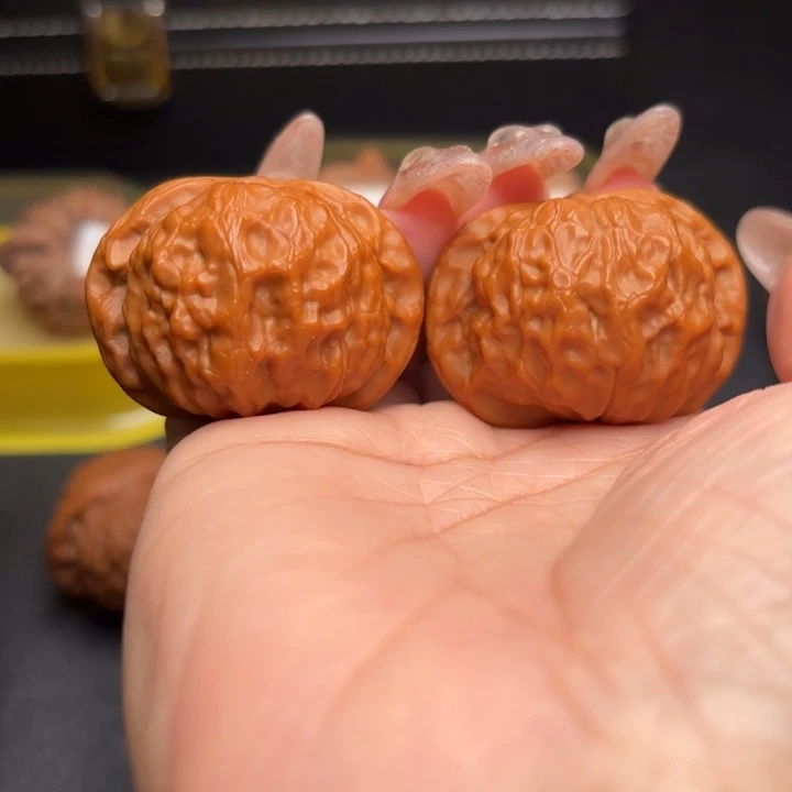 手***云桃核吊坠41凤凰球