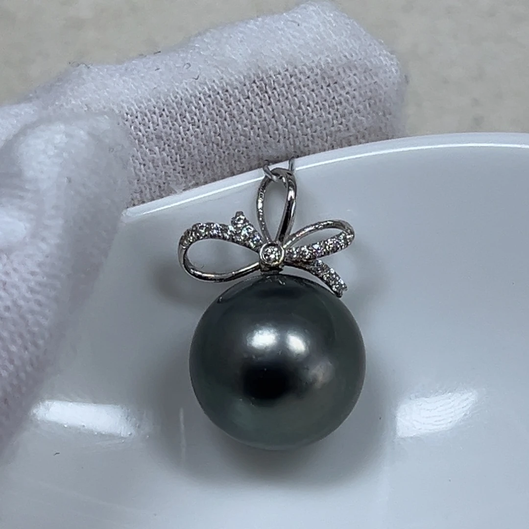 海水珍珠颈饰18K金镶嵌12.5mm