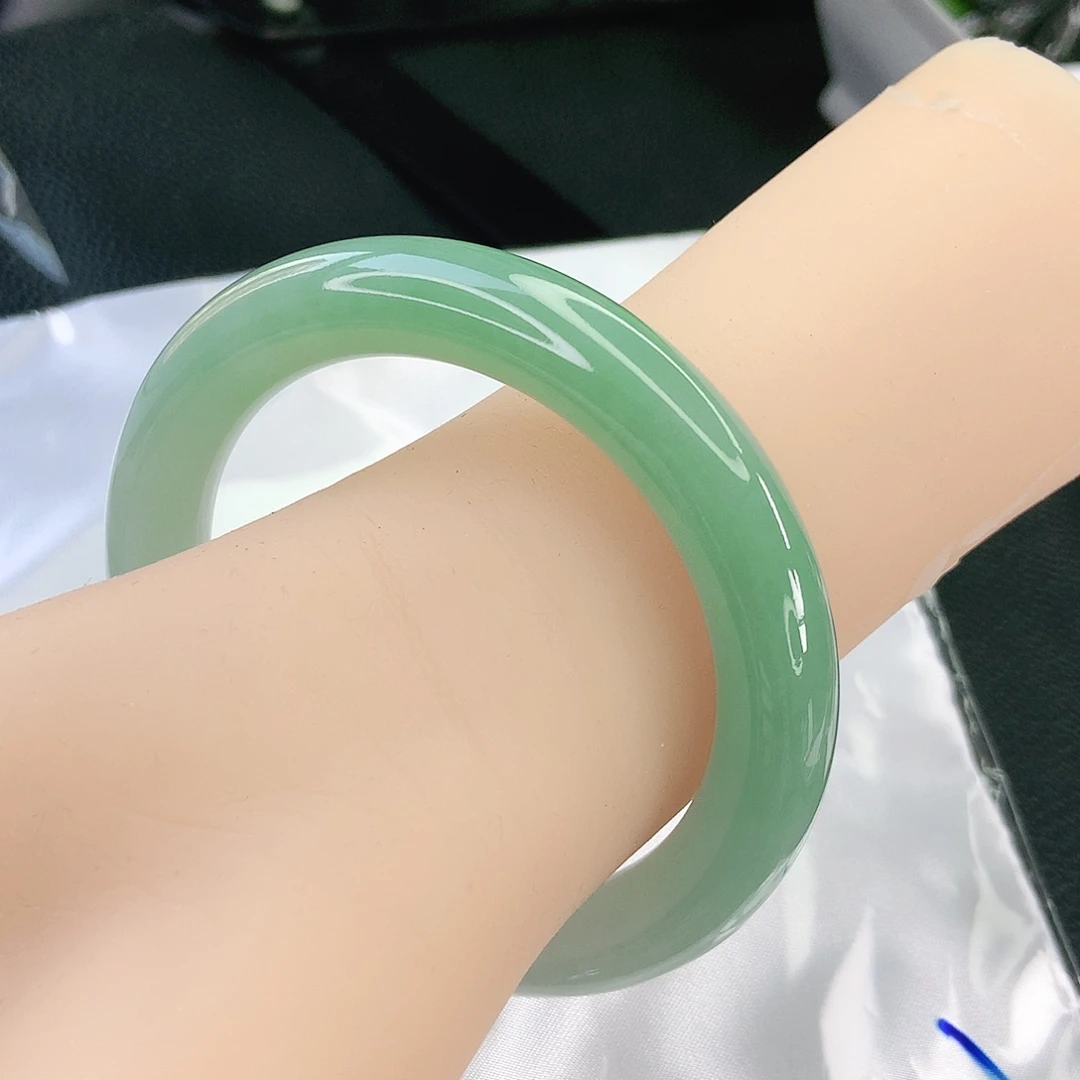 未镶嵌手镯（圆镯）翡翠58圆