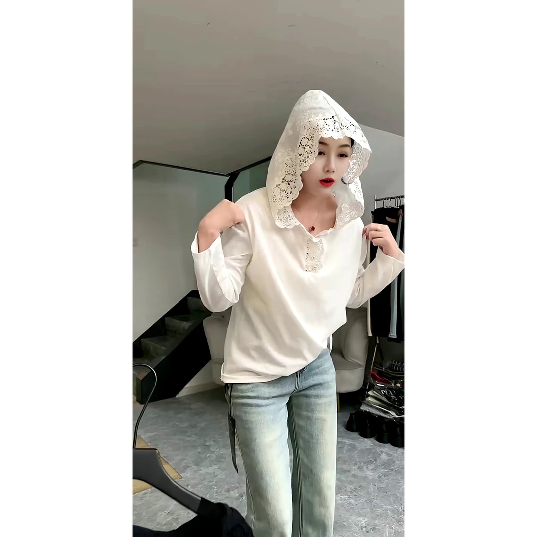 欧货镂空蕾丝花边连帽长袖T恤休闲宽松防晒打底衫