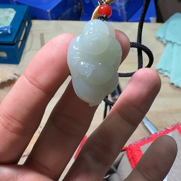 未镶嵌和田玉(糖玉)挂件