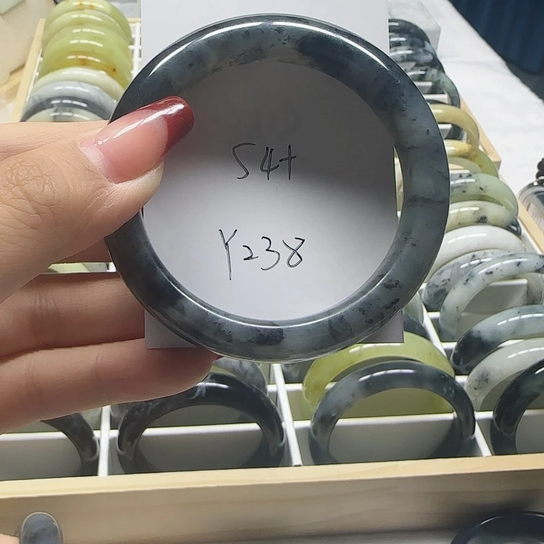 蛇纹石玉手镯未镶嵌Y238