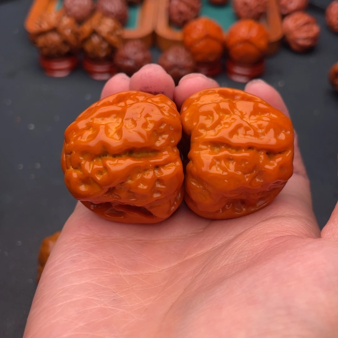 阿***西文玩核桃把件蛤蟆头