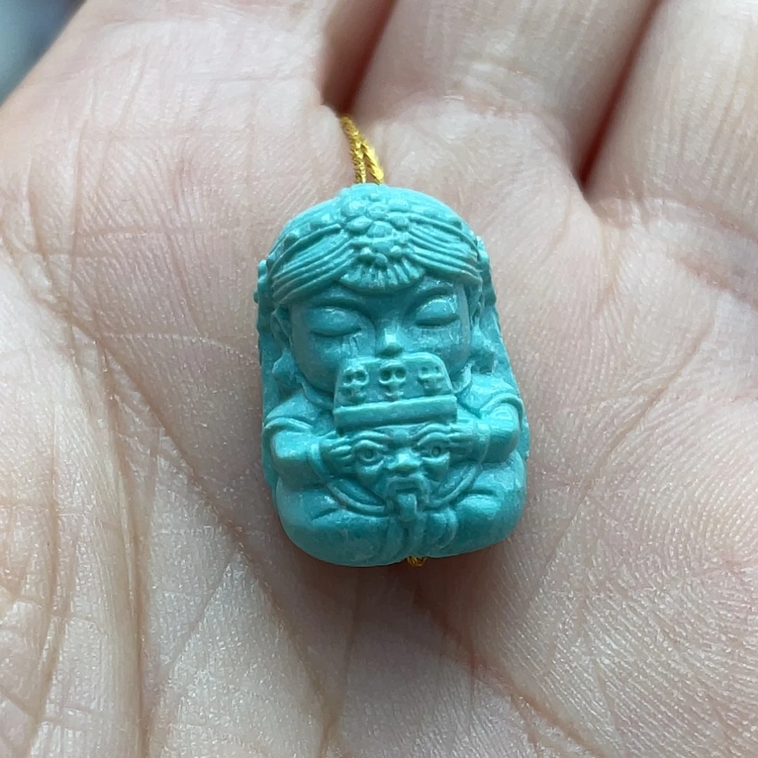 绿松石未镶嵌颈饰