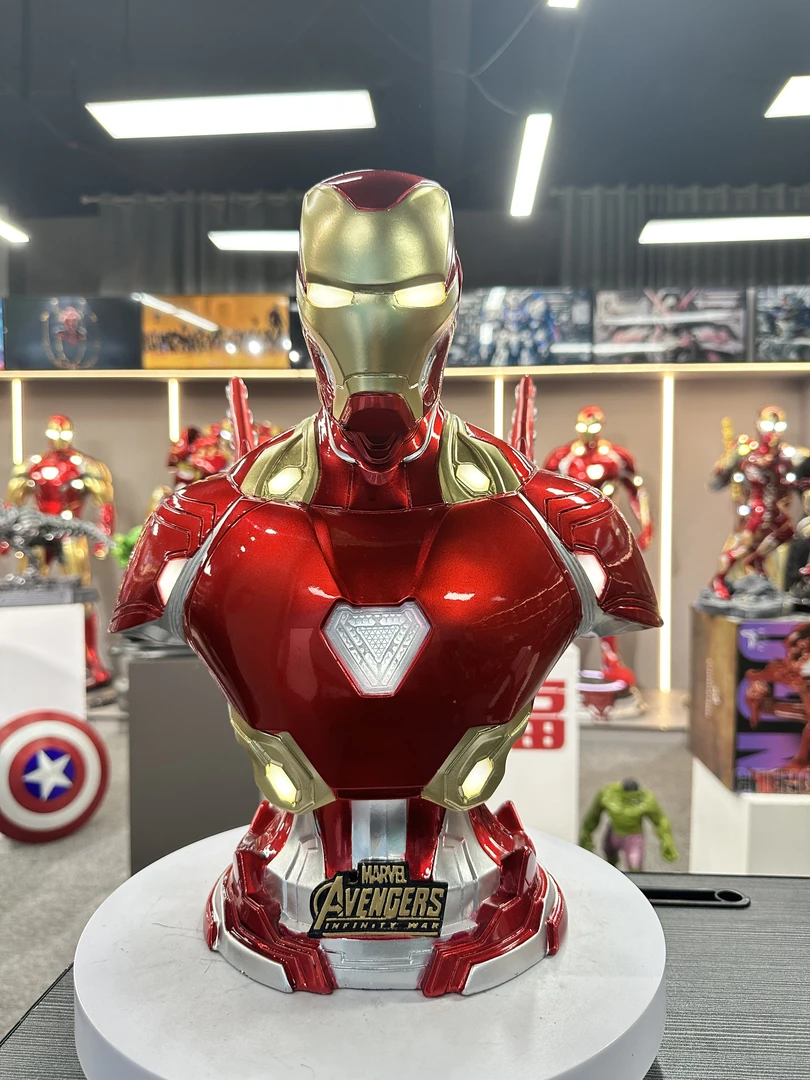 漫威九点位发光 钢铁侠MK50半身像 手办