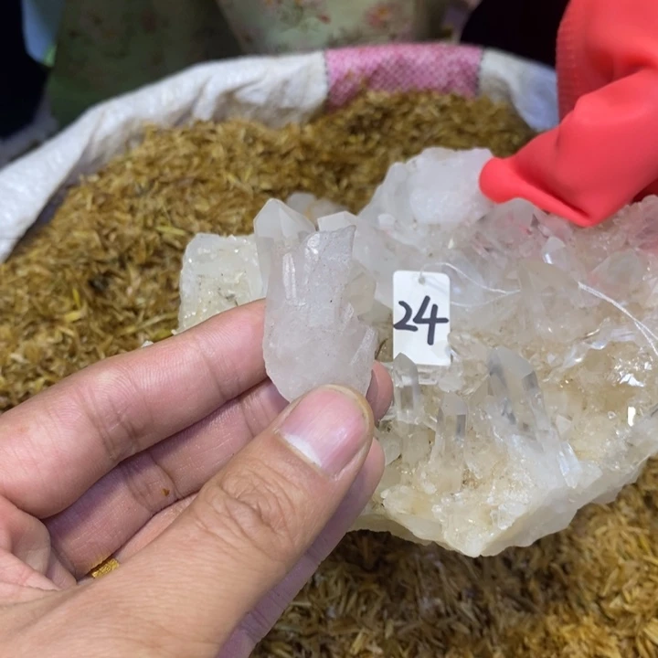 水晶水晶原石摆件未镶嵌n**i