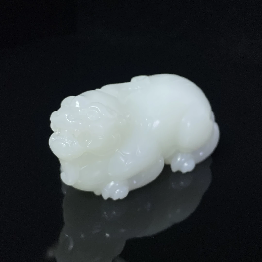 【蛮石】和田玉貔貅手把件约卡84.4*37.9*39.0mm M2-144