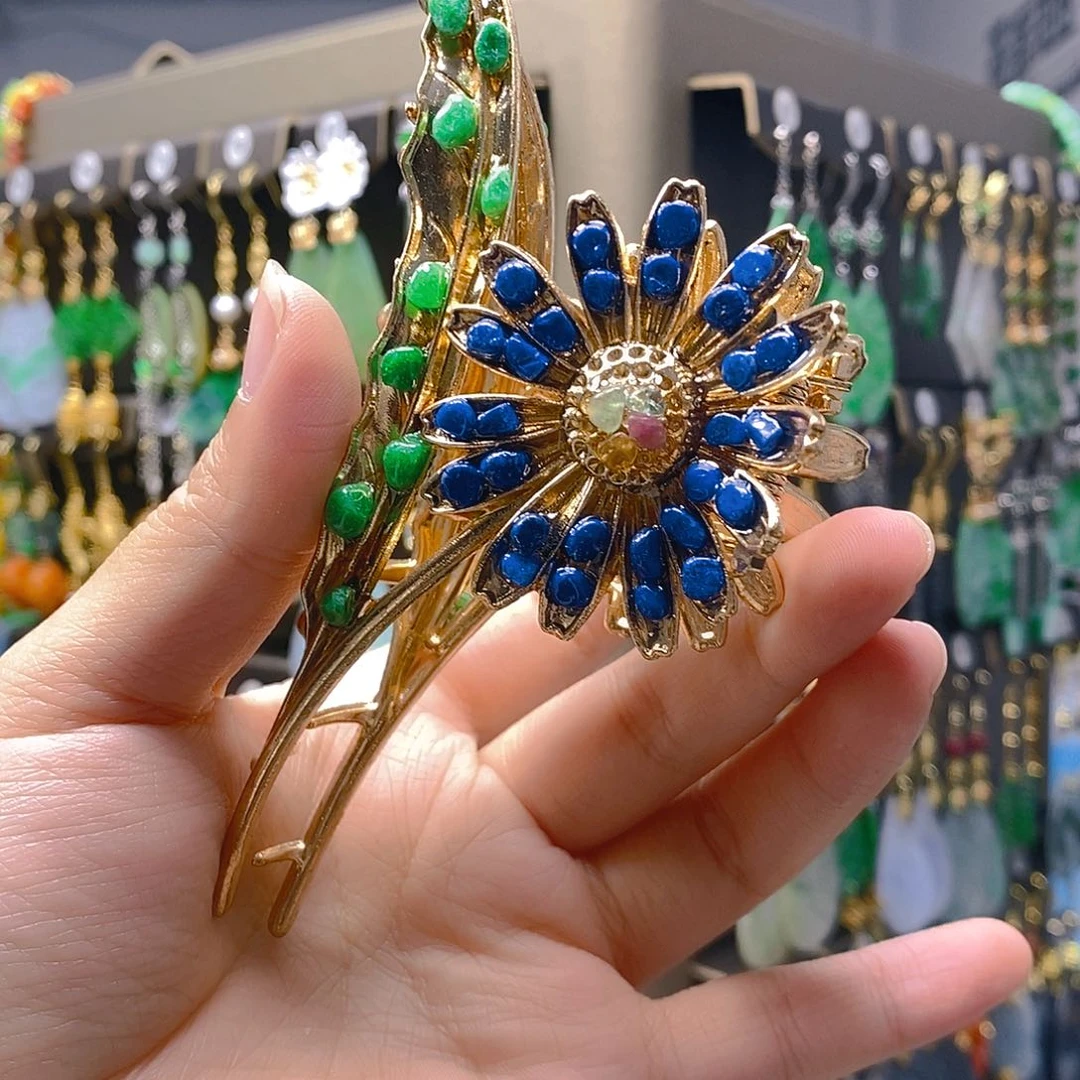 未镶嵌翡翠耳饰翡翠